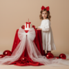 Промпт для фото в стиле 🎂 Маленькая именинница в белом: волшебная фотосессия