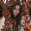 Осенняя фотосессия у рябины: три кадра из нейросети в ряд